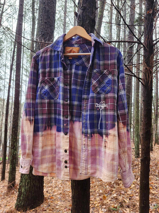 Long sleeve flannel, Size L