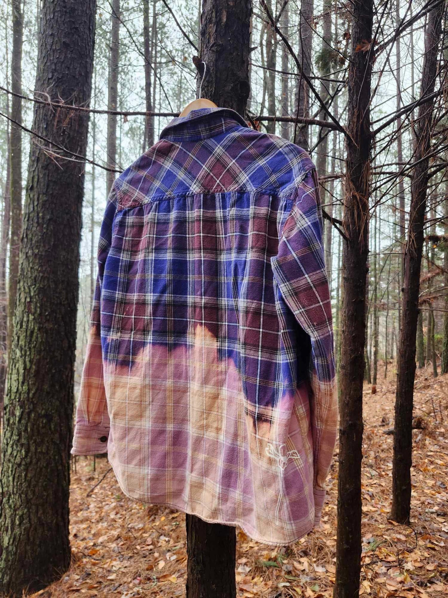 Long sleeve flannel, Size L