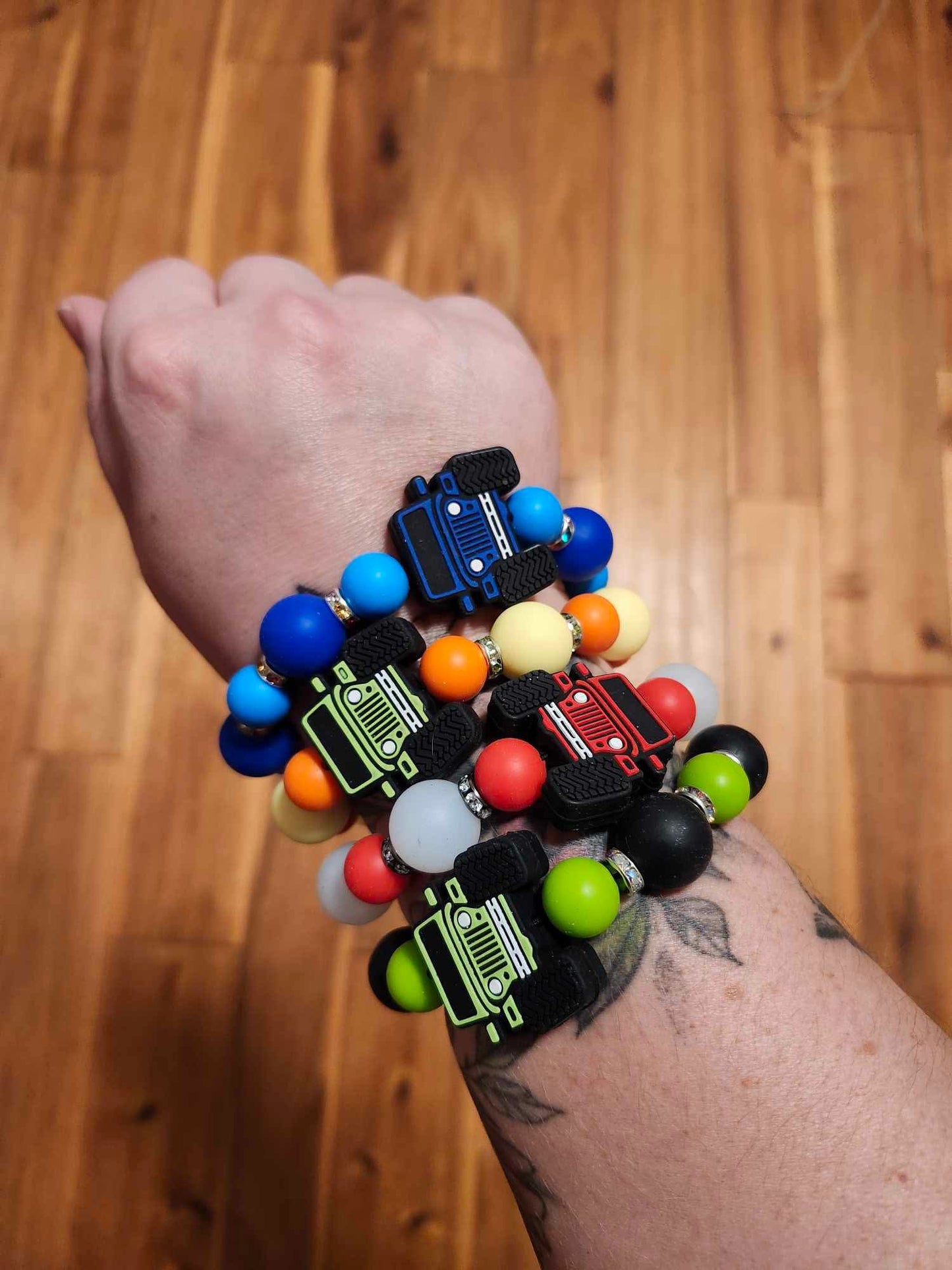 Jeep Bracelets and Keychain Bracelets